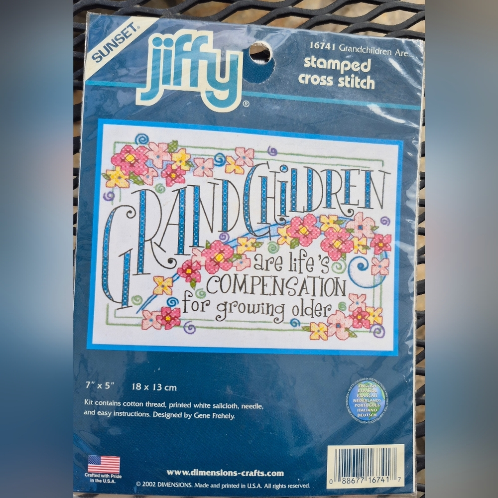 JIFFY Stamped Cross Stitch Kit - GRANDCHILDREN..